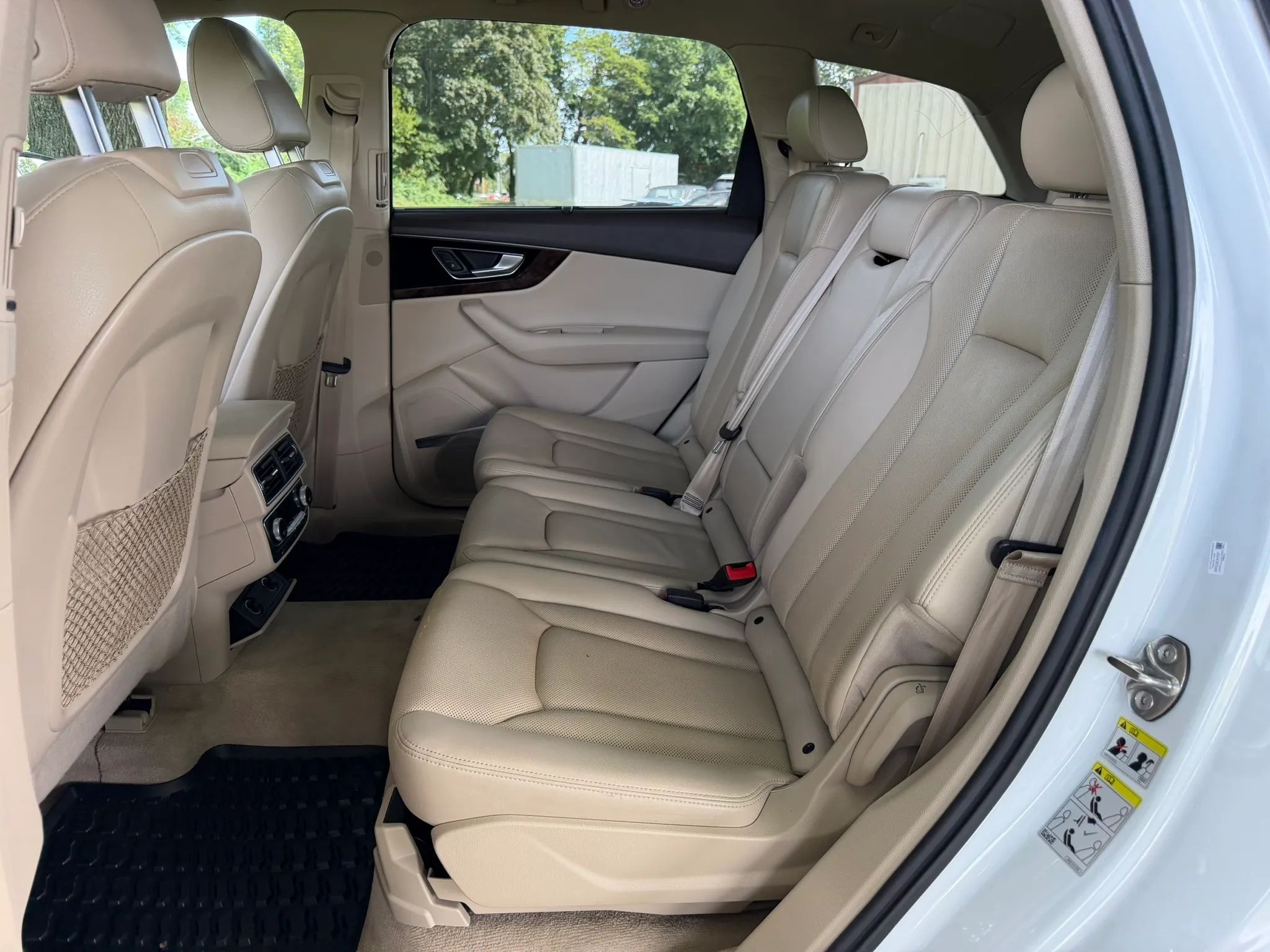 2017 Audi Q7 3.0T Premium Plus photo 15