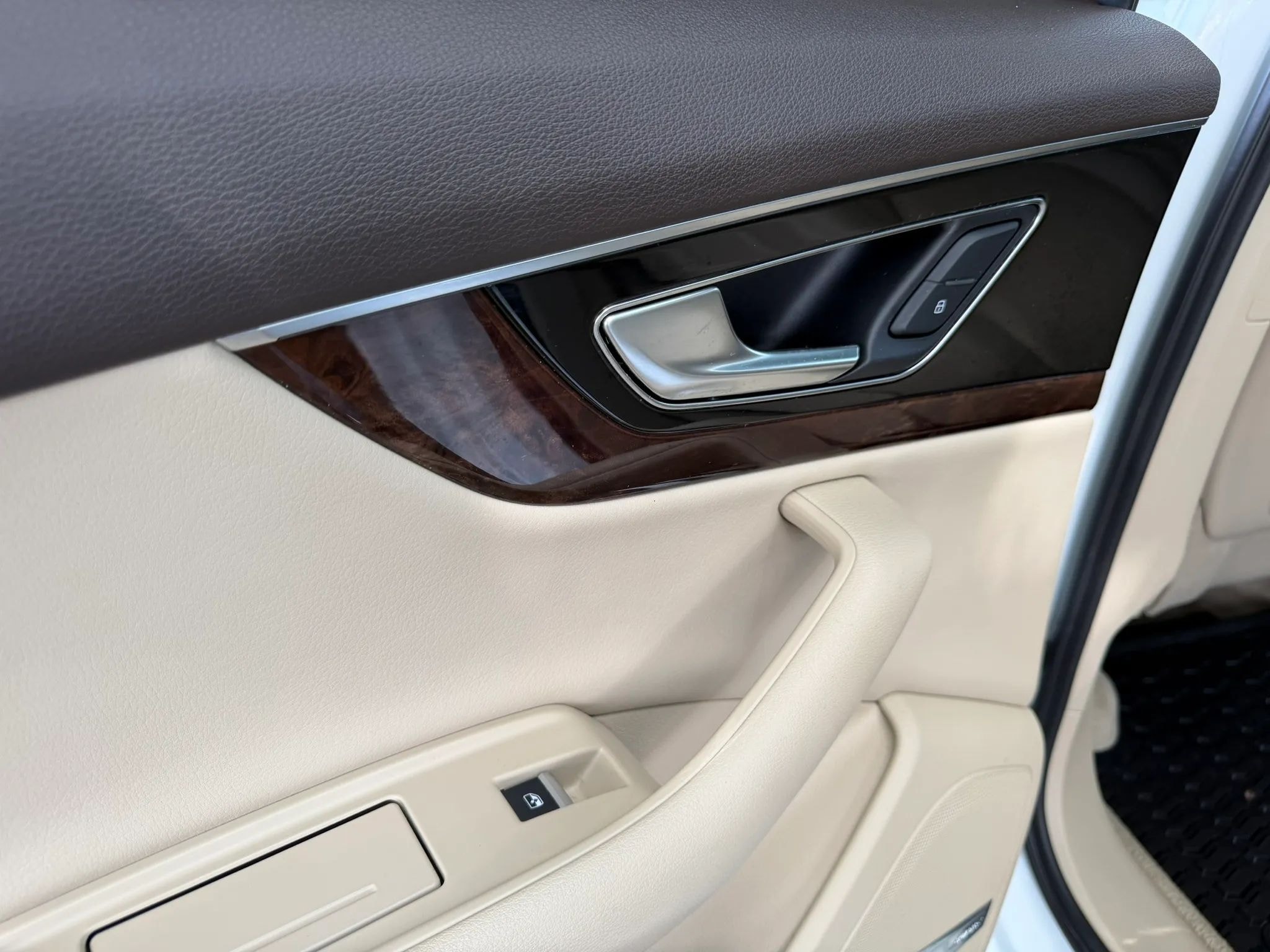 2017 Audi Q7 3.0T Premium Plus photo 17