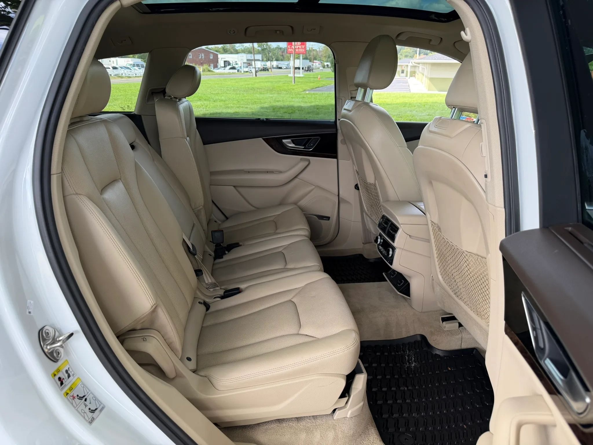 2017 Audi Q7 3.0T Premium Plus photo 23