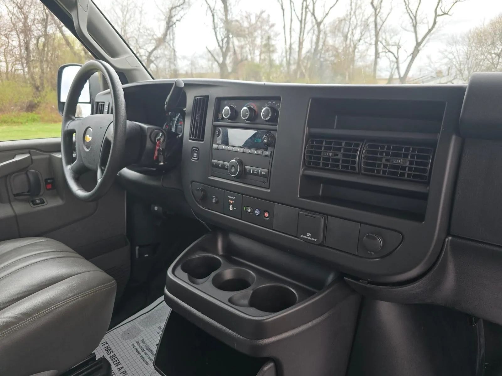 2021 Chevrolet Express 2500 Cargo photo 10