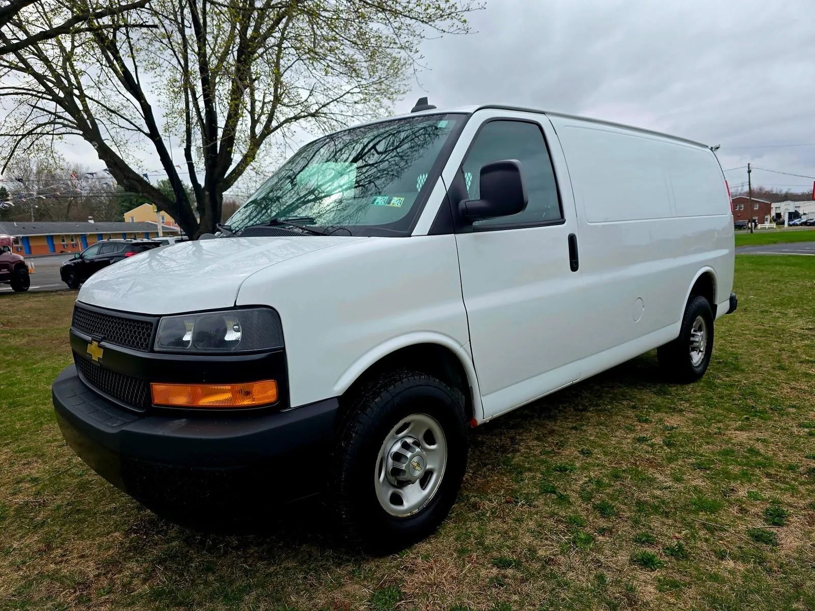 2021 Chevrolet Express 2500 Cargo photo 4