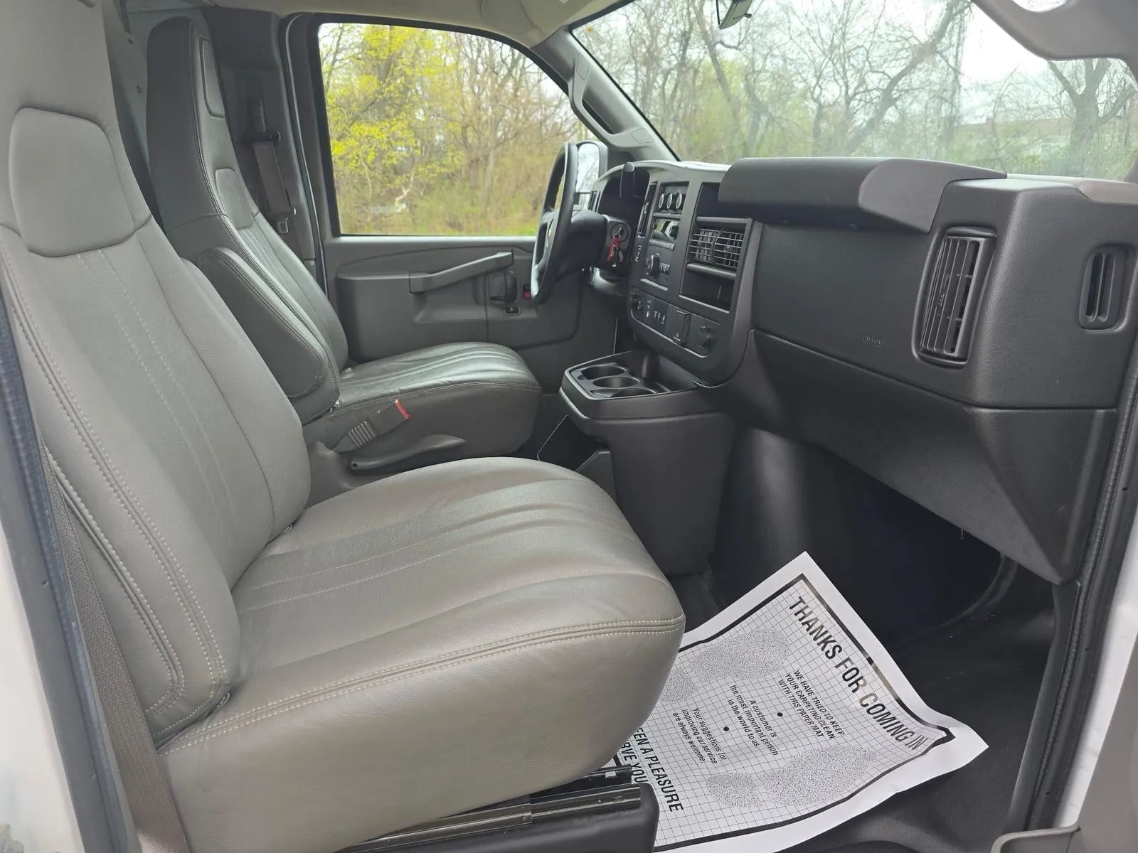 2021 Chevrolet Express 2500 Cargo photo 9