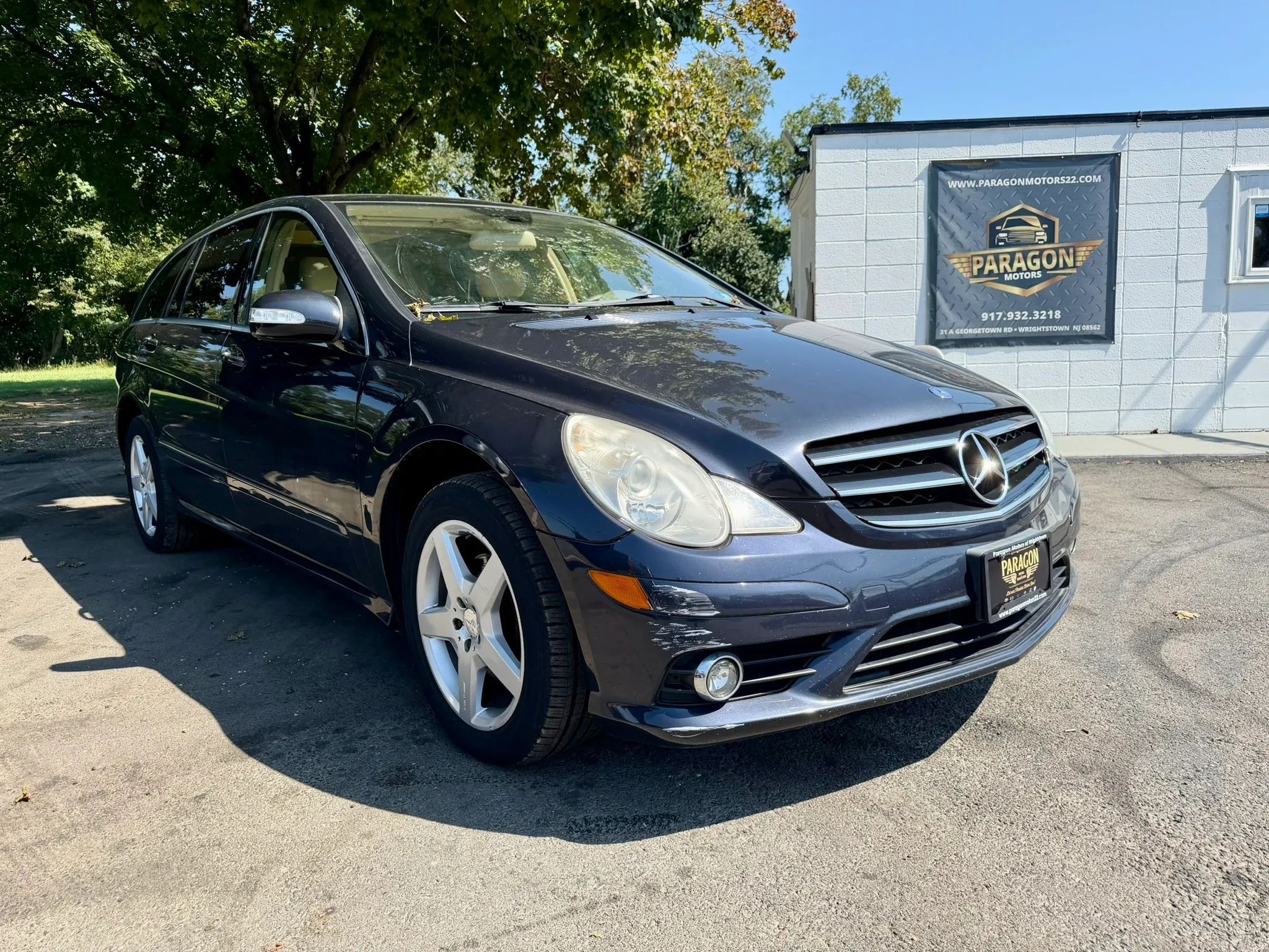2010 Mercedes-Benz R350 4MATIC photo 4