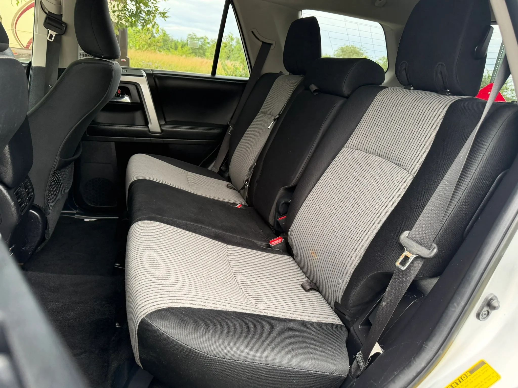 2014 Toyota 4Runner SR5 photo 19