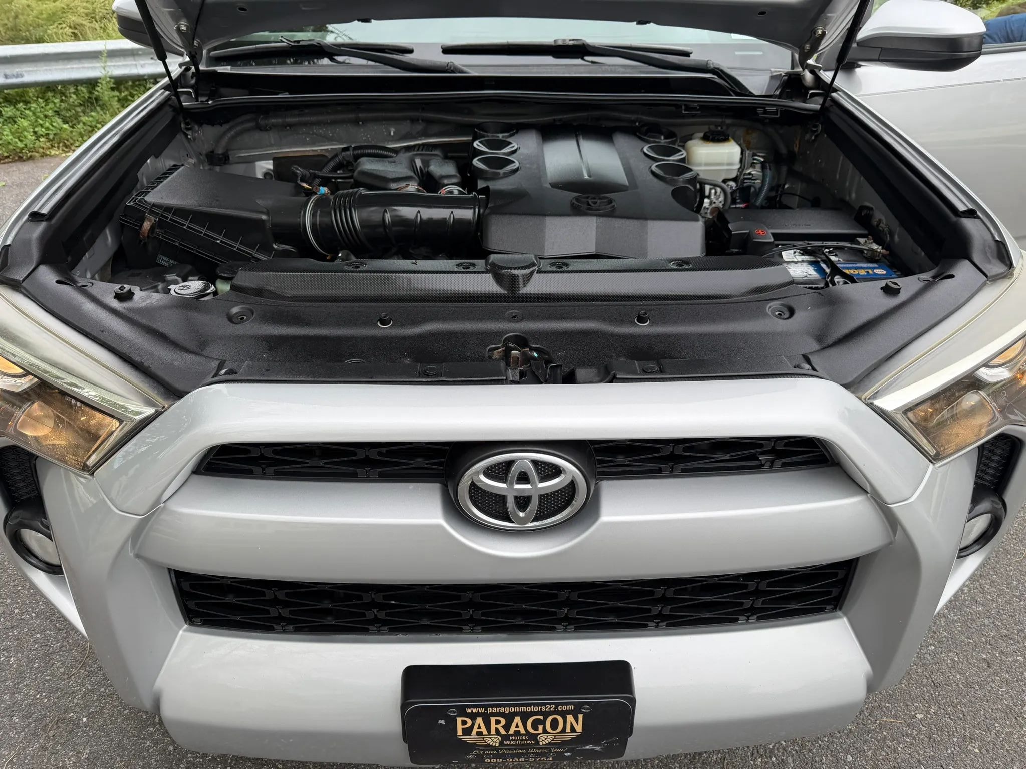 2014 Toyota 4Runner SR5 photo 27